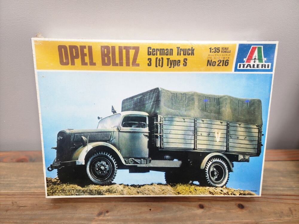 Vintage Italeri Opel Blitz German Truck 3[t] "S" #216 Model Kit 1/35 1984